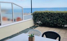 Appartement vue belle iles résidence clipper